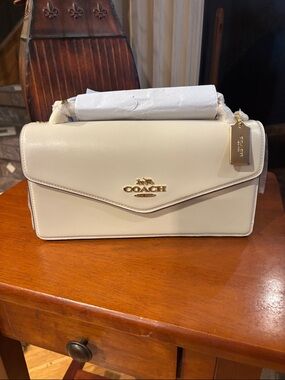 Coach Klare Envelope Crossbody Bag in Refined Leather - Chalk NWT